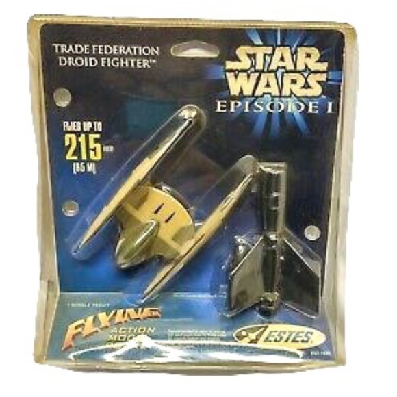 Star WARS TRADE FEDERATION DROID FIGHTER FLYING MODEL ROCKET NEW in PACKAGE - Picture 1 of 8